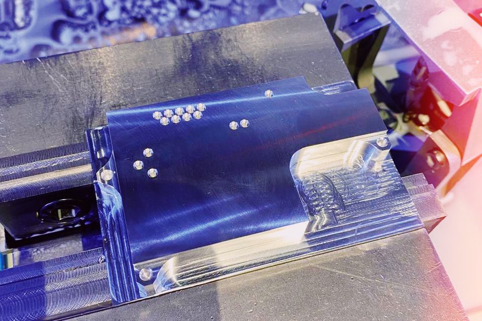 Электроэрозионная обработка металла