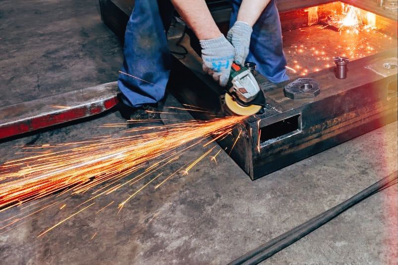 Строите из металлоконструкций?